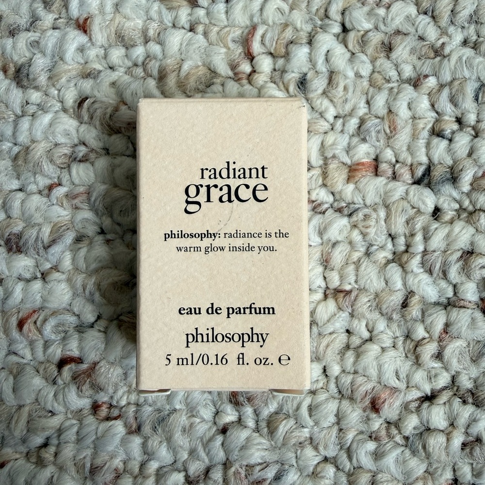 Philosophy Radiant Grace mini (NIB) perfume travel brand new - Picture 6 of 7